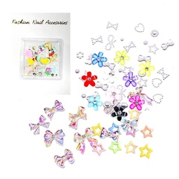 [6966581122057] Decoración de uñas en recipiente transparente cuadrado FASHION NAIL ACCESORIES